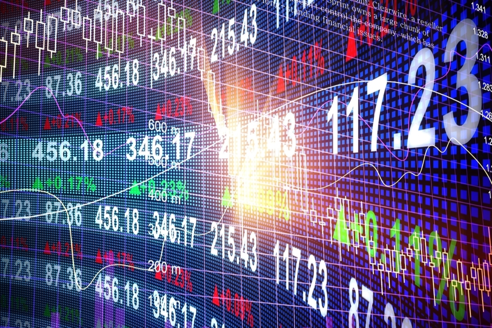 Sensex Rebounds Over 400 Pts Tracking Asian Peers; Nifty Above 13,900