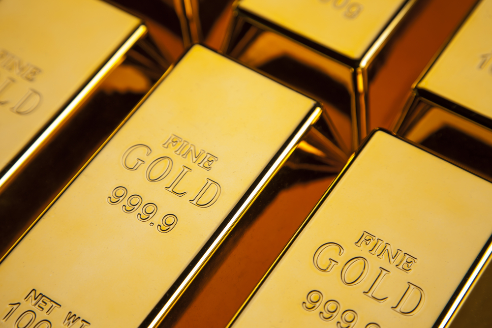 Gold Loses Rs 135 on Demand Decline