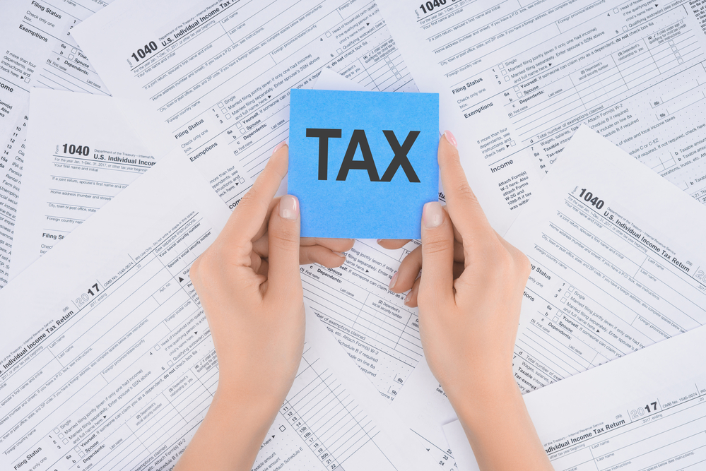 Net Direct Tax Mop-up Beats Estimates, Hits Rs 9.45 Lakh Cr