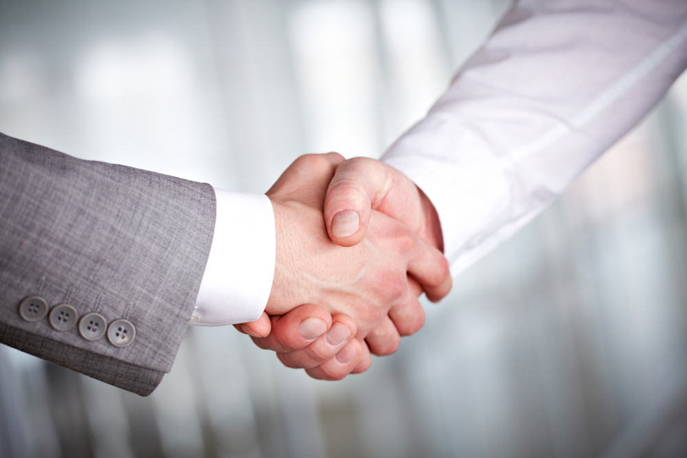 Flipkart, Mahindra Logistics Partner To Accelerate Use Of EVs