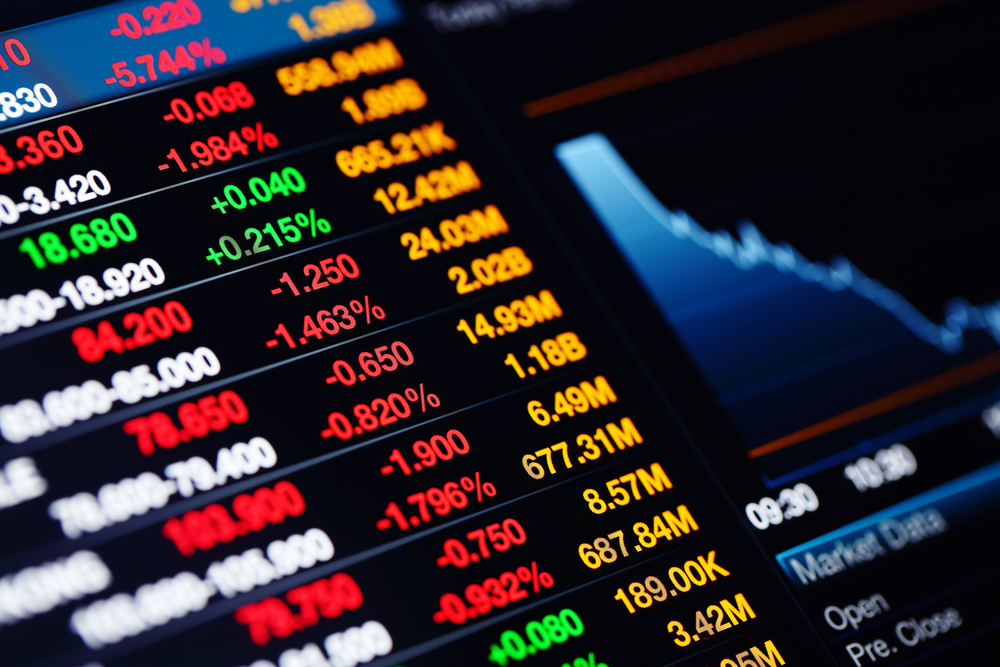 Sensex Tanks 667 Points Amid Sell-off On RIL, HDFC Twins