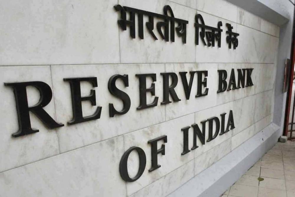Indian Bond Yields Are On Fire After RBI Rate Cuts