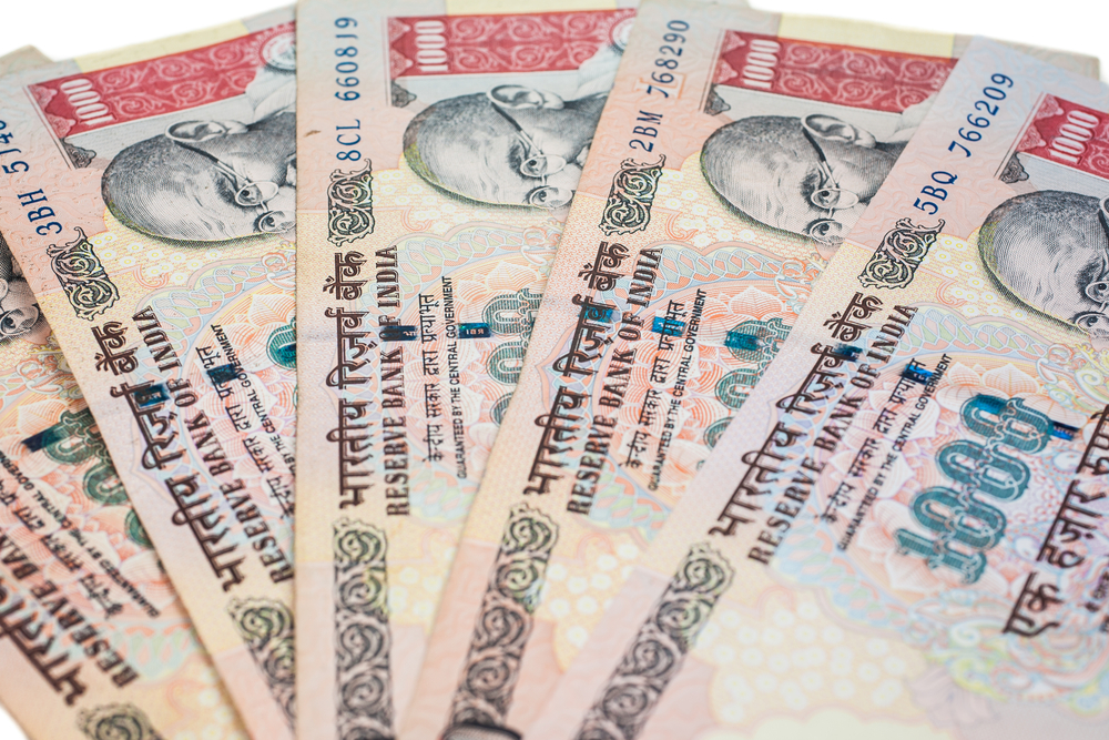 FPIs Pull Out Rs 900 Cr As Border Tensions Hit Market Sentiment