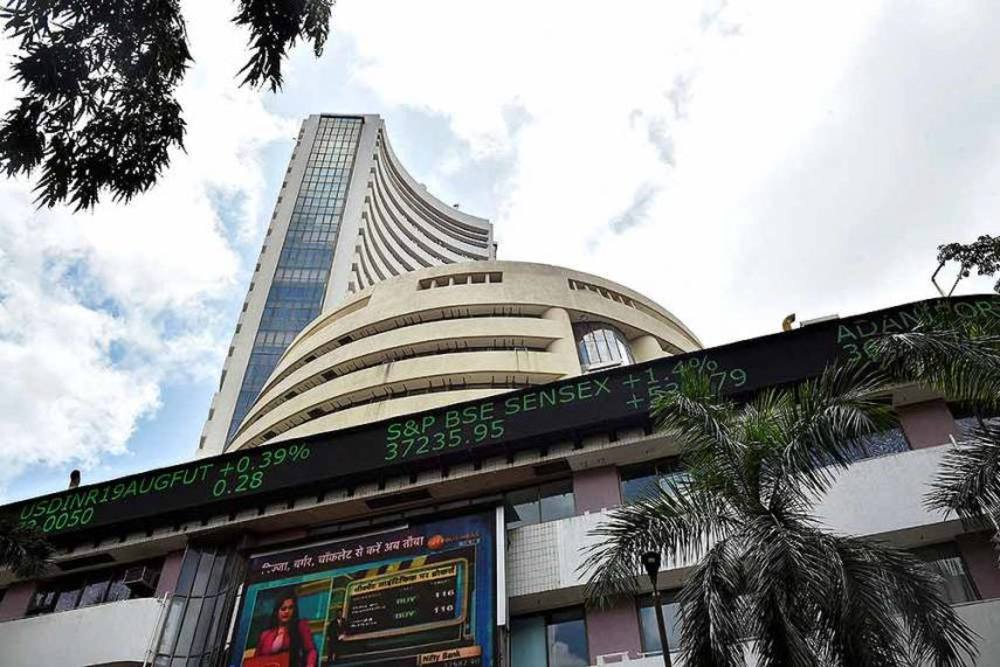 159 Listed Cos' Cumulative EBITDA Declined, Early Impact Of Pandemic: Report