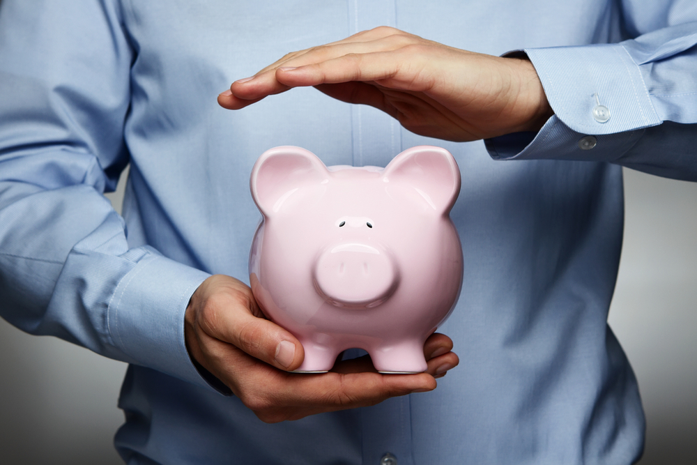 Five Daily Habits To Take Control Of Your Finances