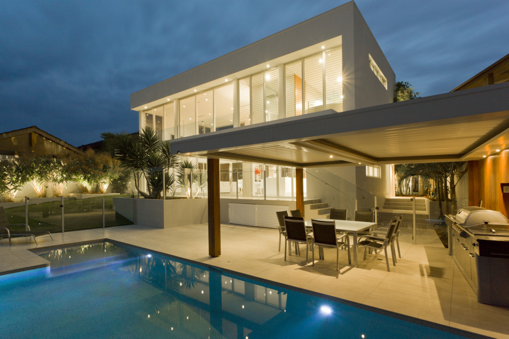 Luxury Housing Still In ICU, Unsold Stock Rises 10%
